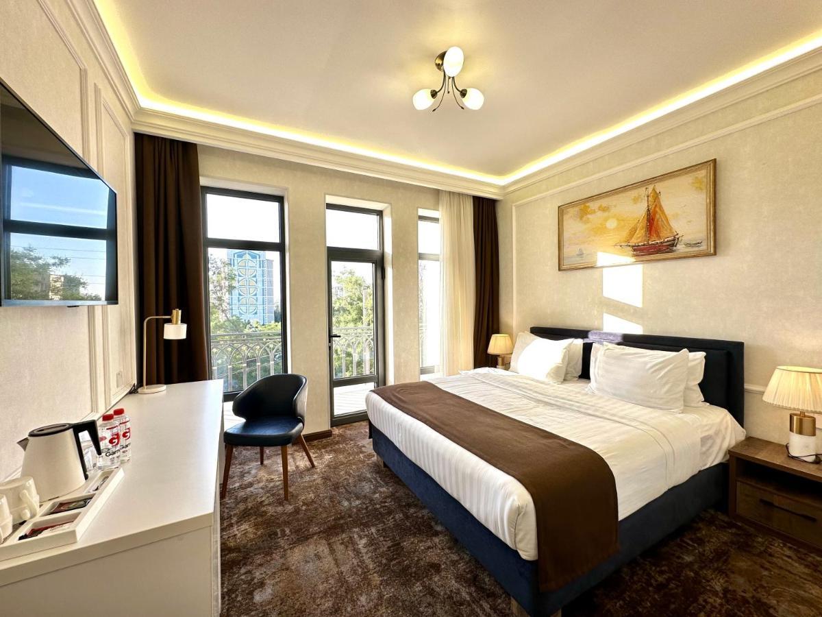 Garnet Hotel Ташкент Екстериор снимка