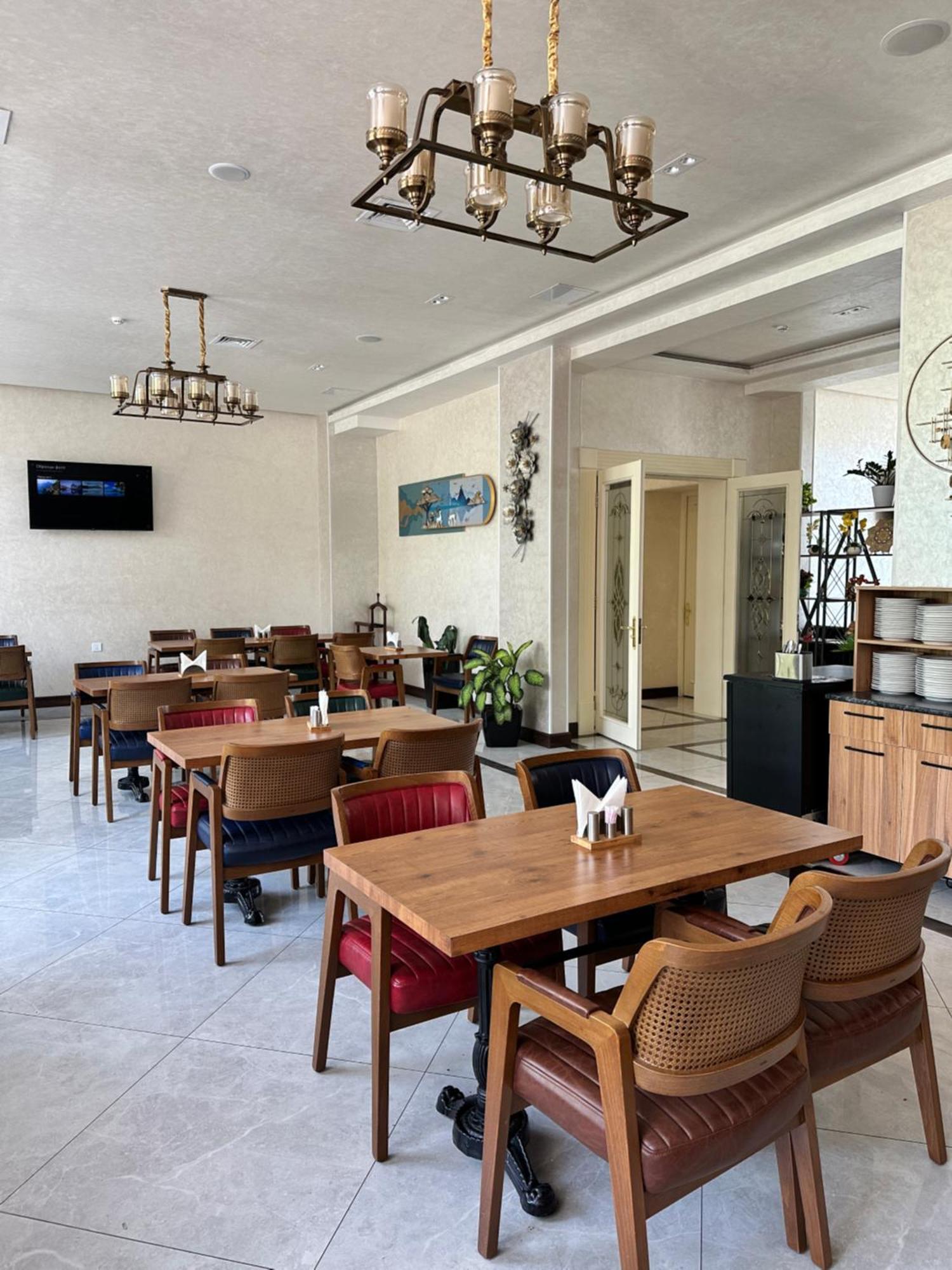 Garnet Hotel Ташкент Екстериор снимка