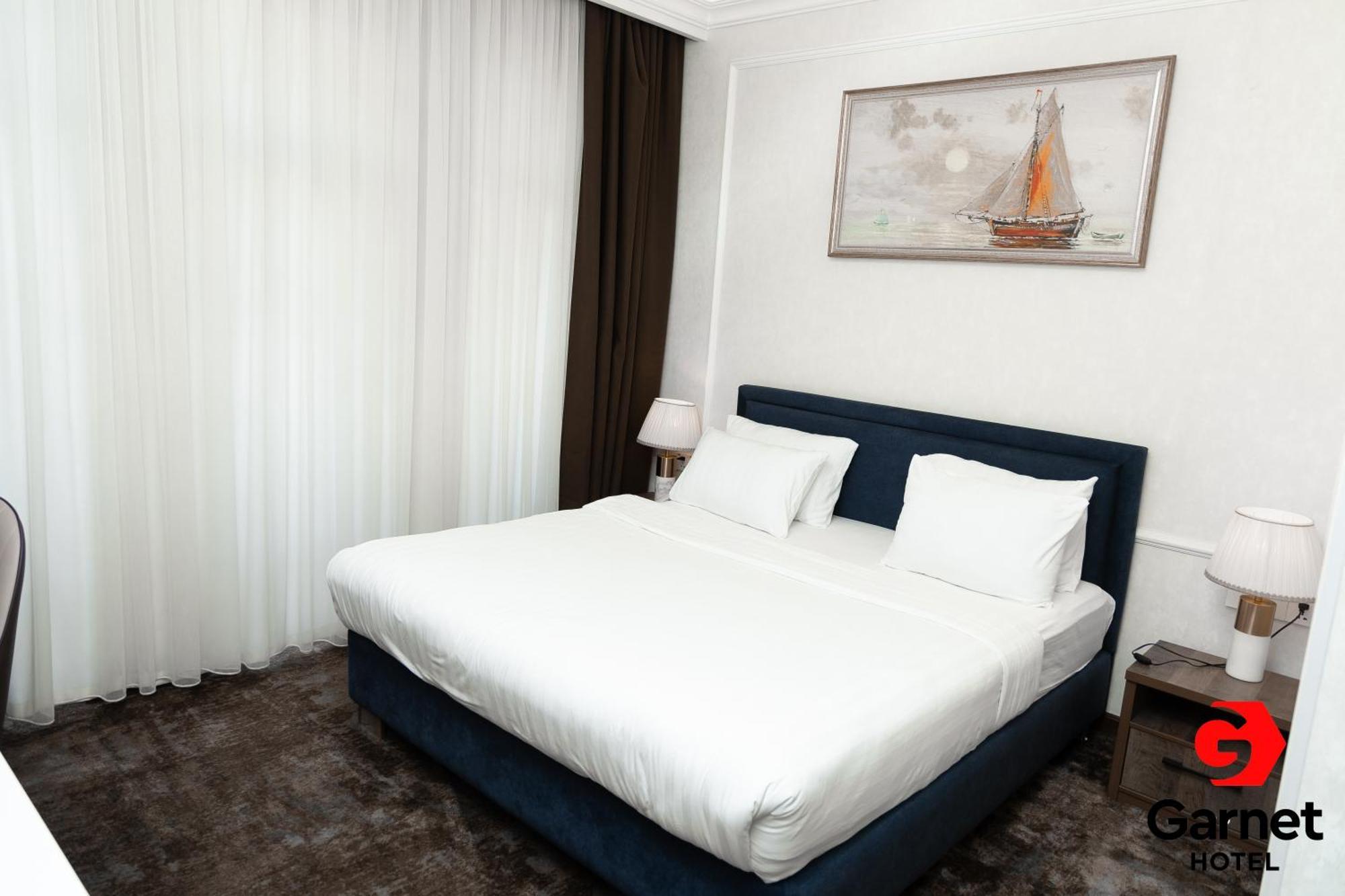 Garnet Hotel Ташкент Екстериор снимка
