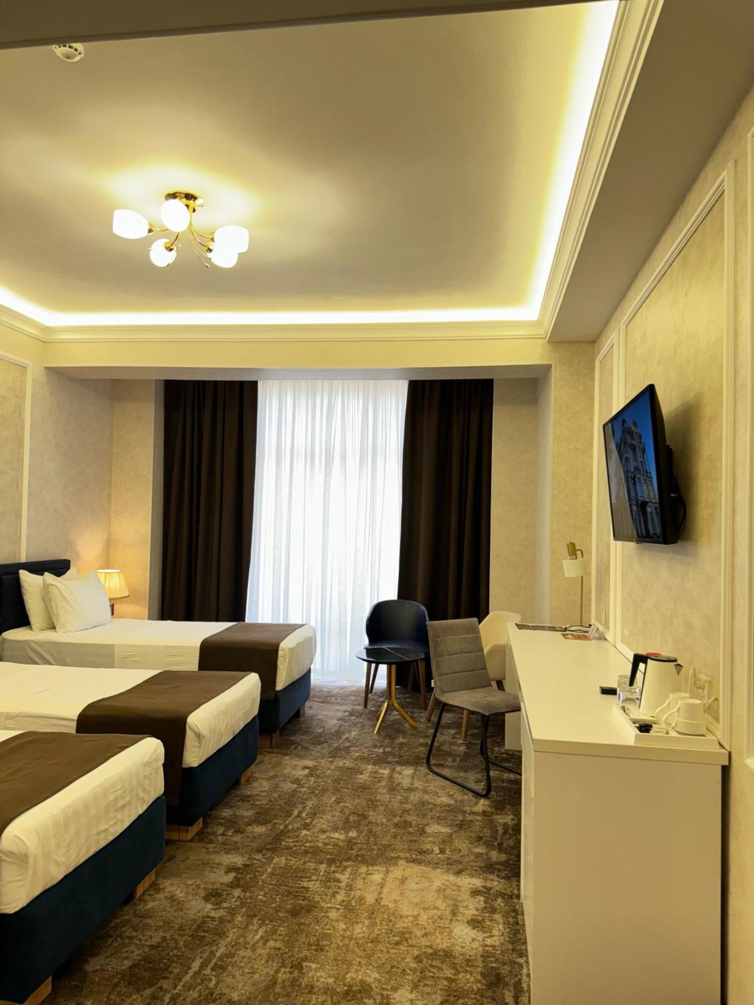 Garnet Hotel Ташкент Екстериор снимка